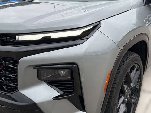 Certified 2024 Chevrolet Traverse RS FWD image 10