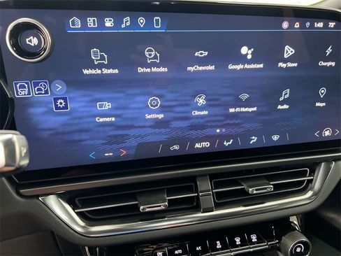 New 2026 Chevrolet Equinox EV LT image 13