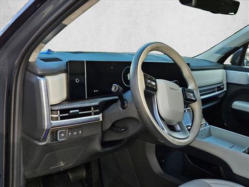 Used 2024 Hyundai Santa Fe Calligraphy image 10