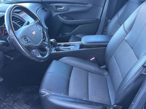 Used 2018 Chevrolet Impala LT image 29