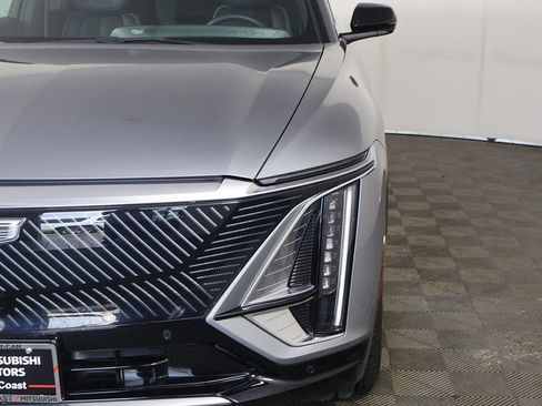 Used 2024 Cadillac Lyriq Tech RWD image 15
