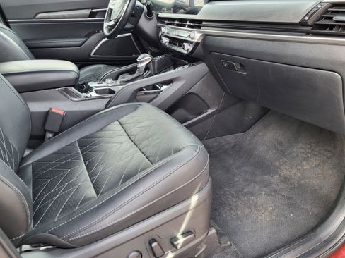 Used 2024 Kia Telluride EX X-Line image 16