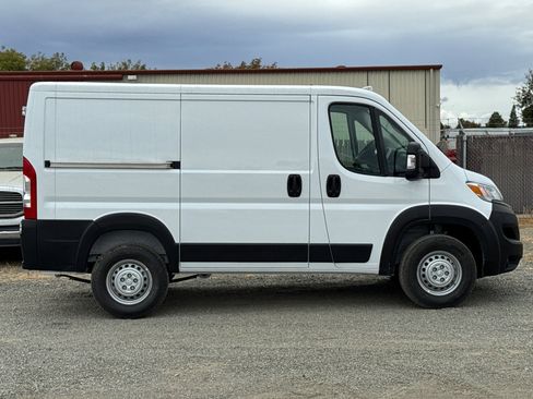 New 2026 RAM ProMaster 1500 w/ Convenience Group image 2