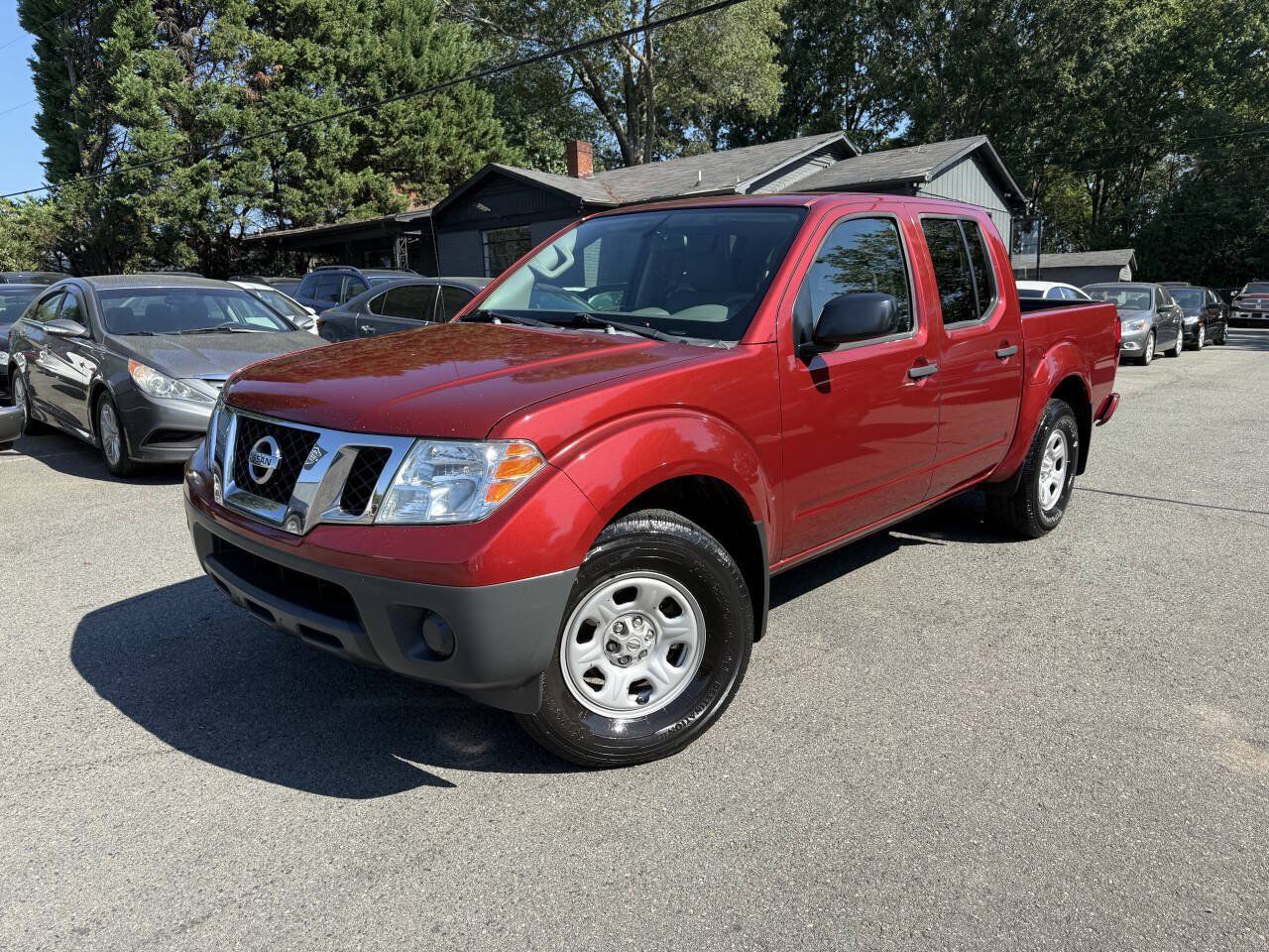 Used 2017 Nissan Frontier S RWD image 1