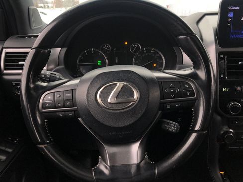 Used 2022 Lexus GX 460 image 18