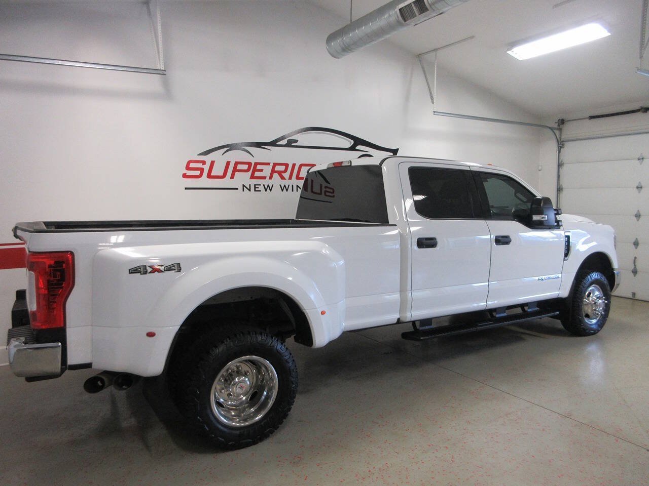 Used 2019 Ford F350 XLT AWD/4WD image 5