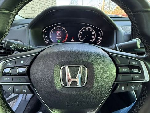 Used 2018 Honda Accord EX-L image 25
