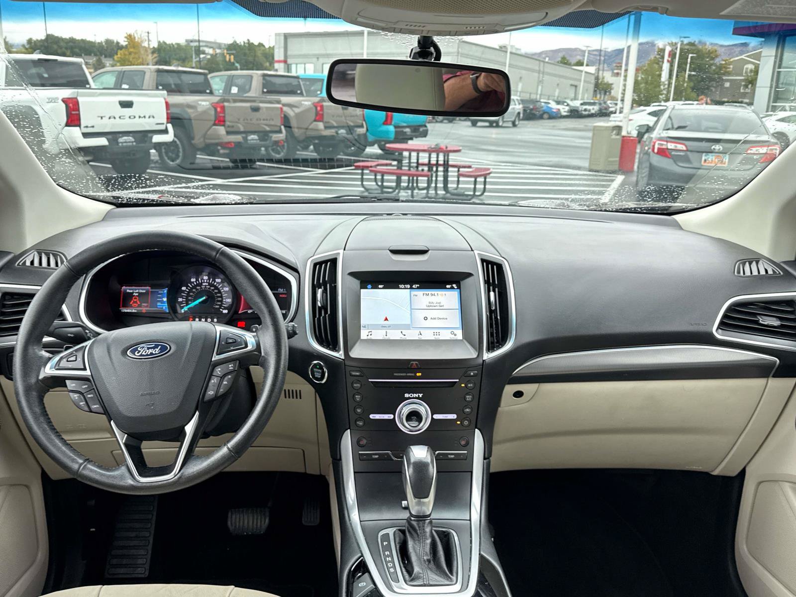 Used 2018 Ford Edge Titanium w/ Technology Package AWD/4WD image 15