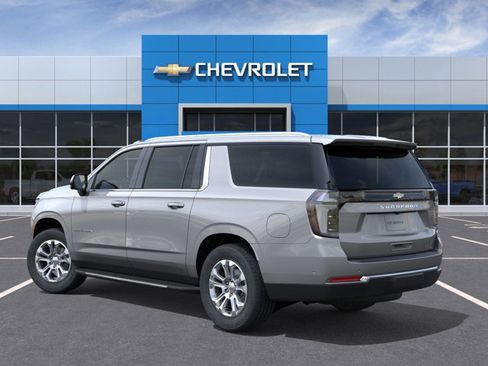 New 2026 Chevrolet Suburban LT image 3