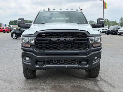 Used 2024 RAM 2500 Tradesman w/ Snow Chief Group AWD/4WD image 3