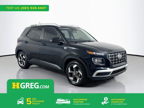 Used 2023 Hyundai Venue SEL FWD image 1