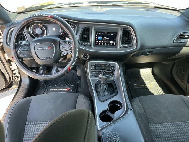 Used 2020 Dodge Challenger R/T RWD image 13