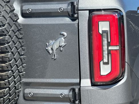 Used 2024 Ford Bronco Badlands AWD/4WD image 29