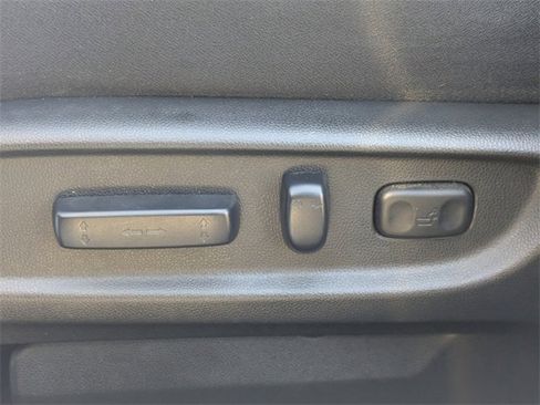 Used 2015 Honda Accord Sport image 19