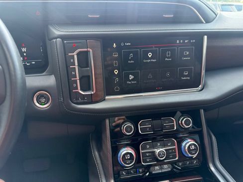 Used 2023 GMC Yukon Denali Ultimate AWD/4WD image 10