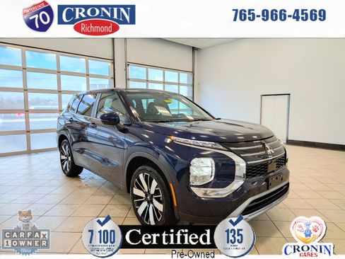 Used 2025 Mitsubishi Outlander SE image 1