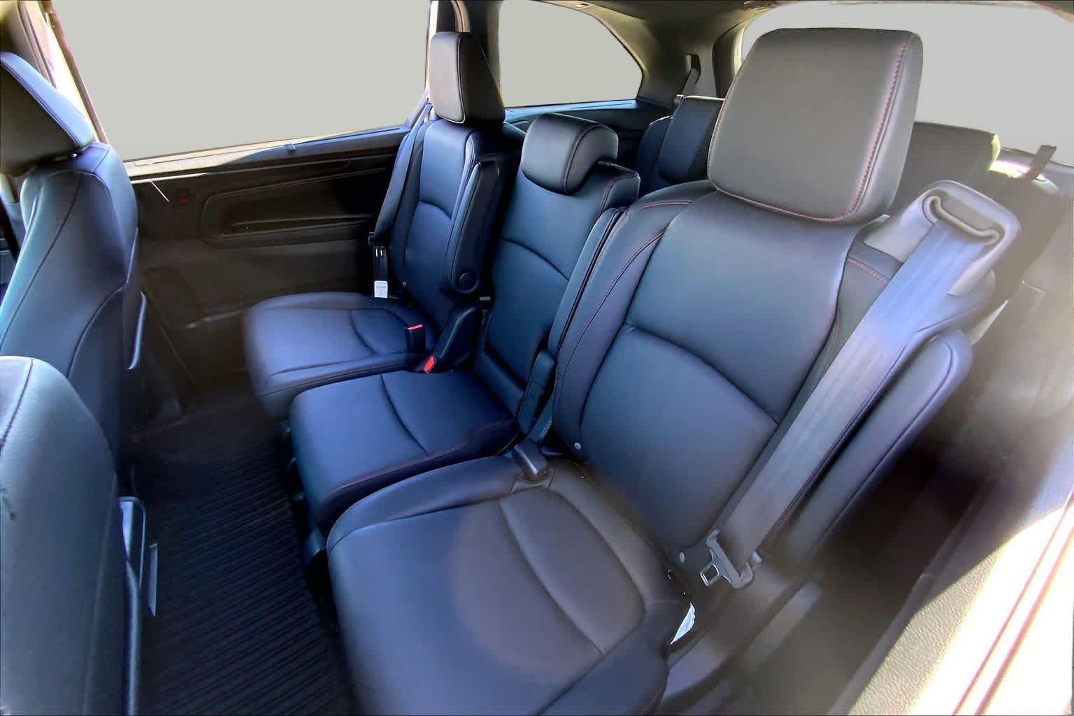 Used 2026 Honda Odyssey Sport-L image 19