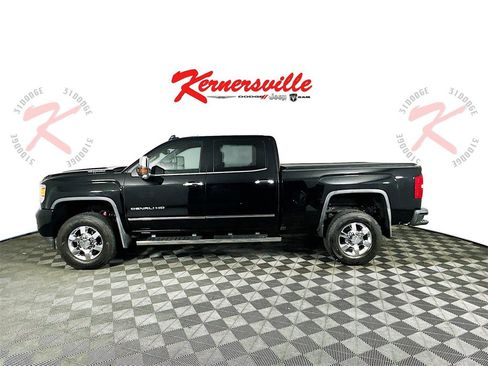Used 2018 GMC Sierra 3500 Denali w/ Duramax Plus Package image 4