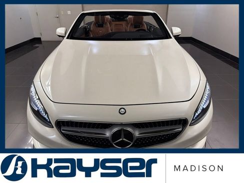 Used 2017 Mercedes-Benz S 550 Cabriolet image 3