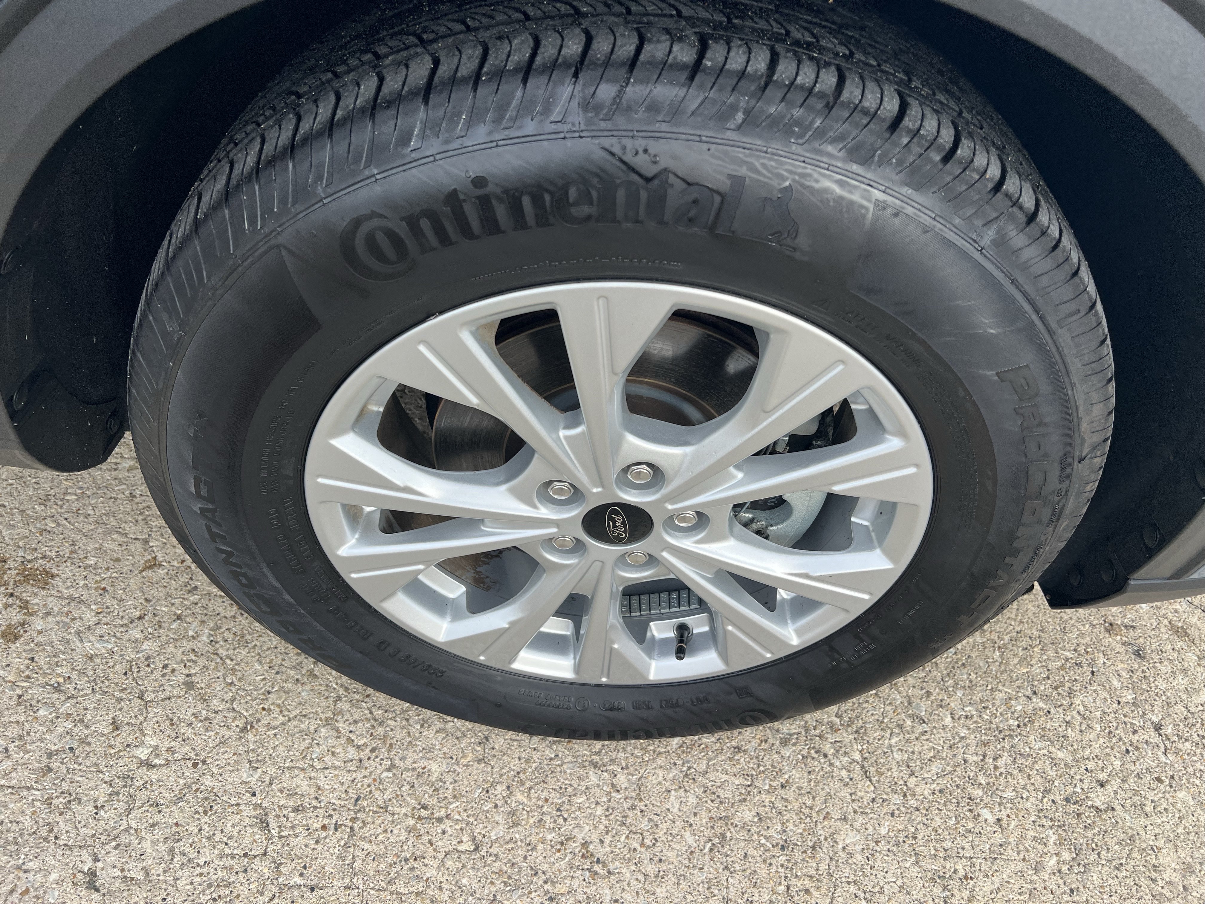 Used 2024 Ford Escape Active w/ Tech Pack #2 FWD image 2