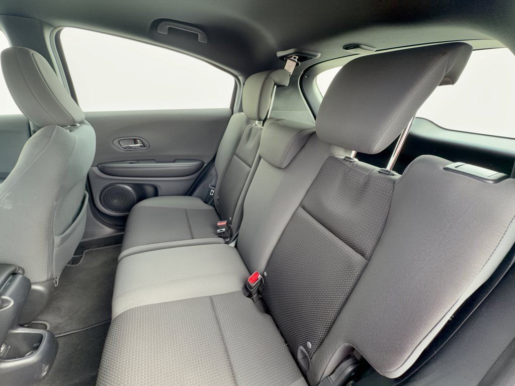 Used 2020 Honda HR-V Sport image 25