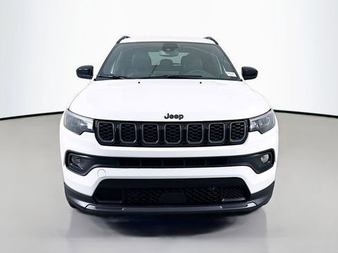 New 2026 Jeep Compass Latitude image 2