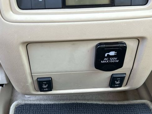 Used 2015 Nissan Pathfinder SL w/ SL Premium Package FWD image 19