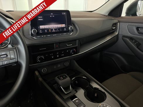 Used 2023 Nissan Rogue S AWD/4WD image 33
