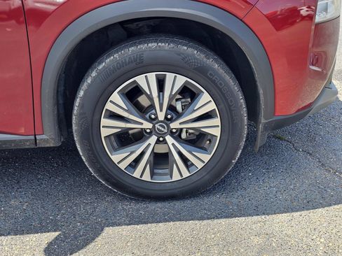 Used 2023 Nissan Rogue SV AWD/4WD image 5