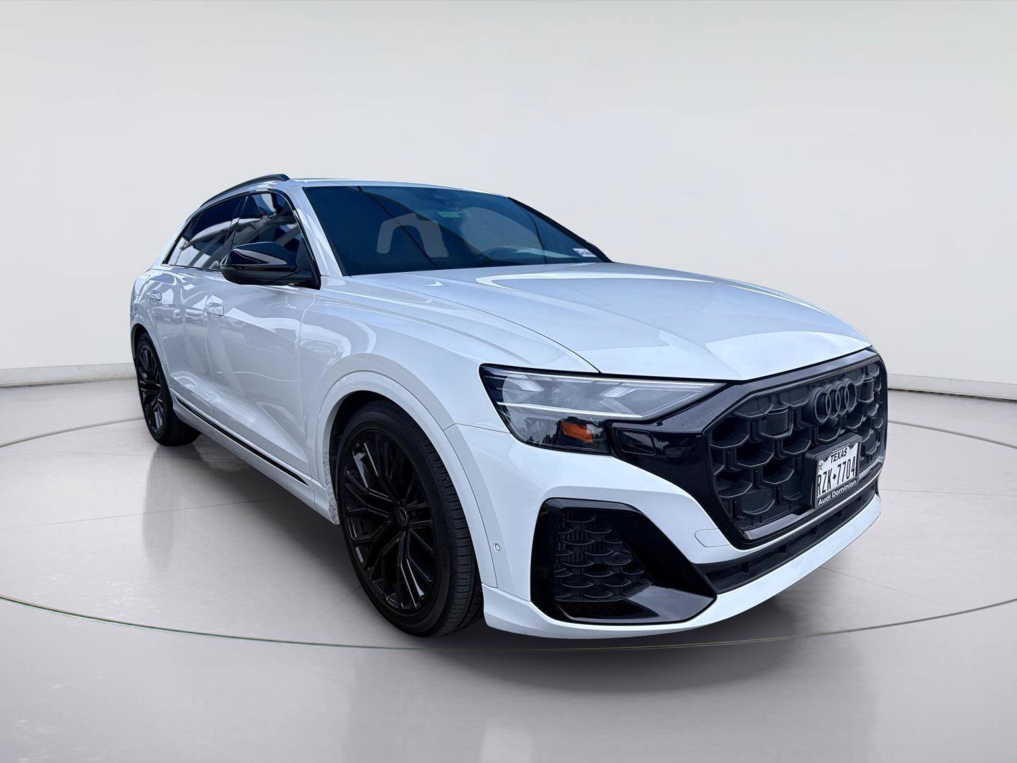 Used 2025 Audi SQ8 Premium Plus AWD/4WD image 1
