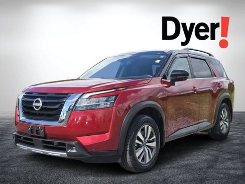 Used 2022 Nissan Pathfinder SL AWD/4WD image 8