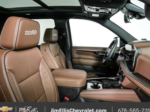 New 2026 Chevrolet Tahoe High Country AWD/4WD image 24