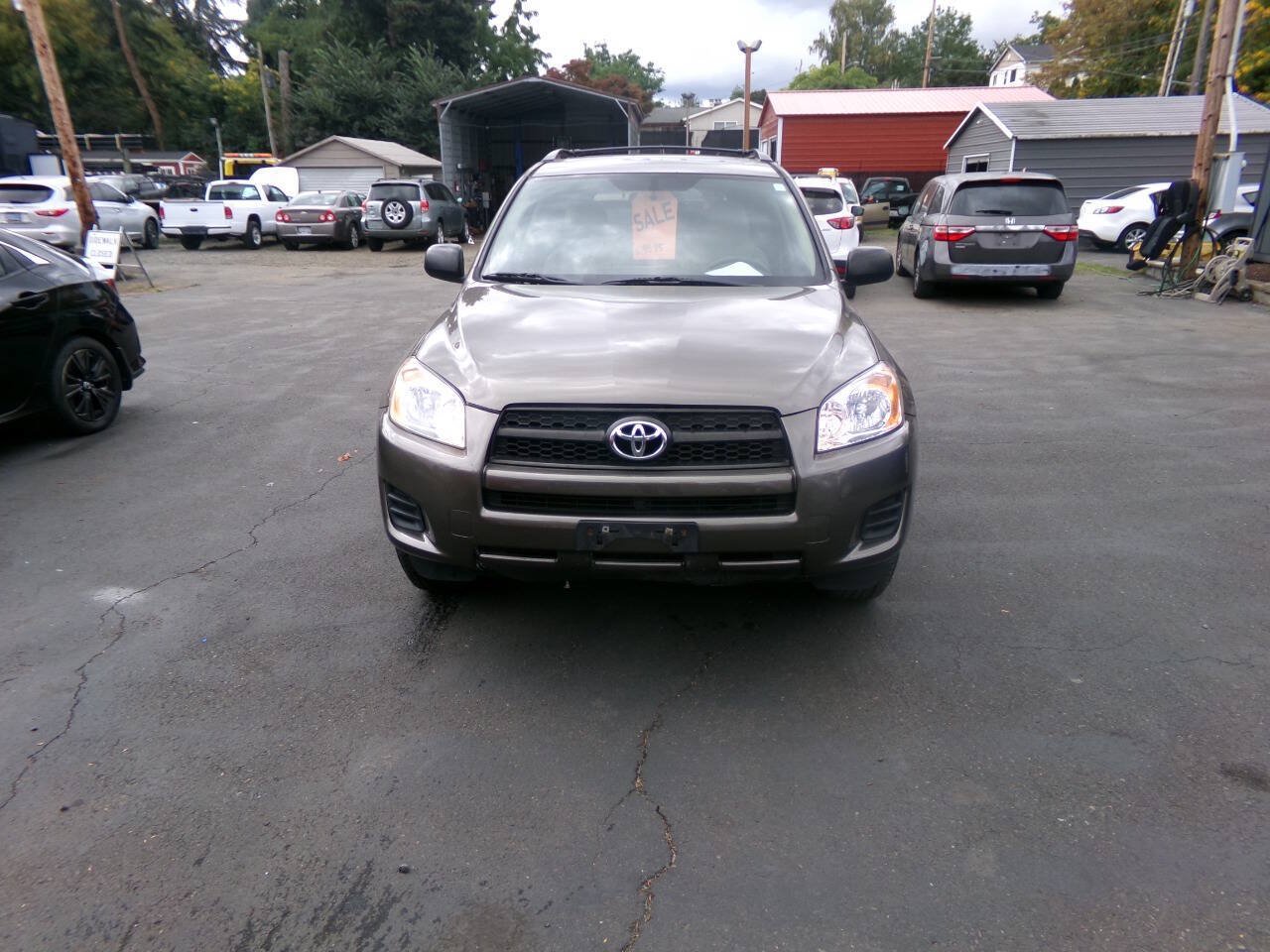 Used 2011 Toyota RAV4 4WD w/ Upgrade Value Pkg image 3
