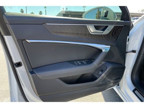 Used 2022 Audi A6 Premium Plus w/ Premium Plus Package image 10