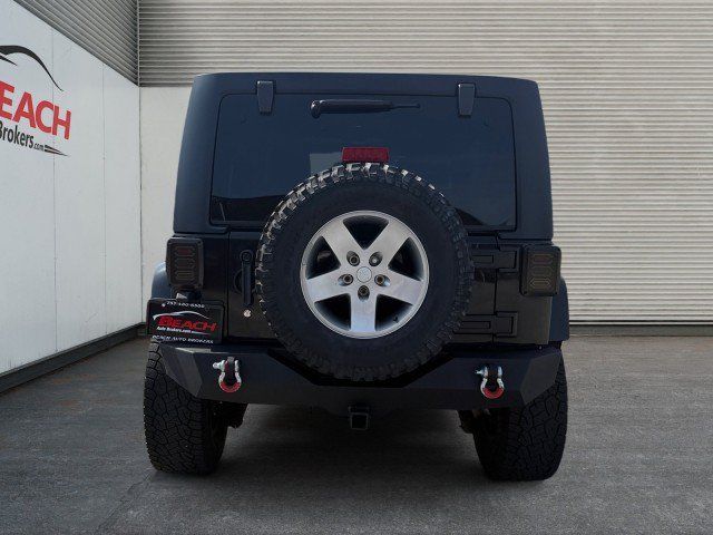 Used 2012 Jeep Wrangler Unlimited Rubicon w/ Connectivity Group AWD/4WD image 14