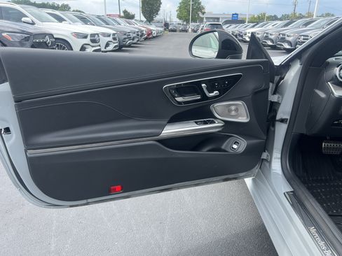 Used 2026 Mercedes-Benz CLE 300 4MATIC Coupe image 14