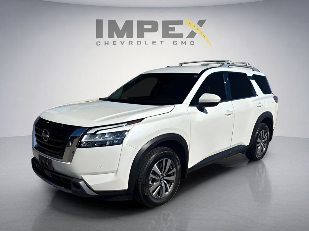 Used 2023 Nissan Pathfinder SL AWD/4WD image 1