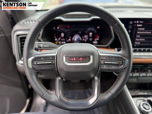 Used 2024 GMC Canyon AT4 w/ AT4 Premium Package AWD/4WD image 12