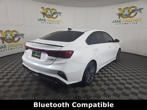 Used 2024 Kia Forte GT-Line w/ GT-Line Premium Package FWD image 9