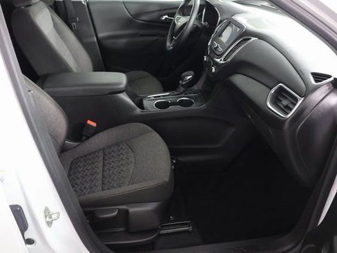 Used 2022 Chevrolet Equinox LT image 22