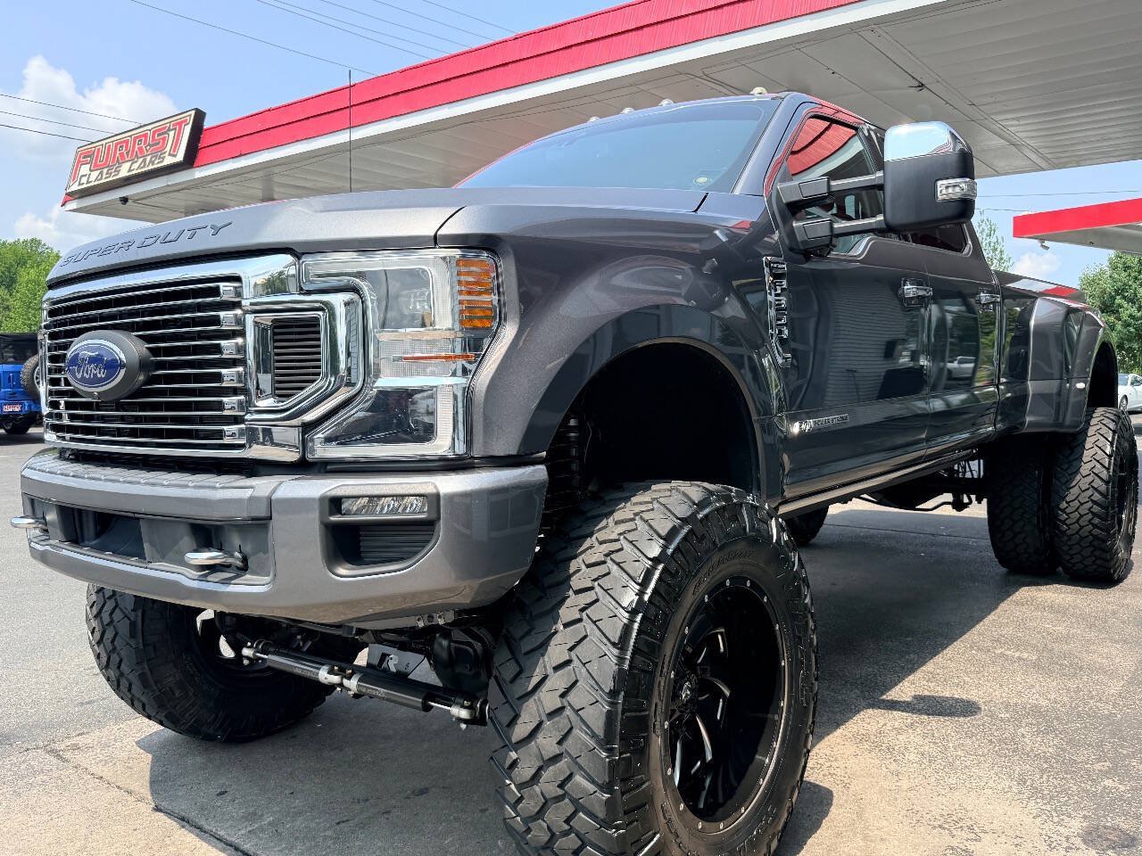 Used 2022 Ford F350 Platinum AWD/4WD image 21