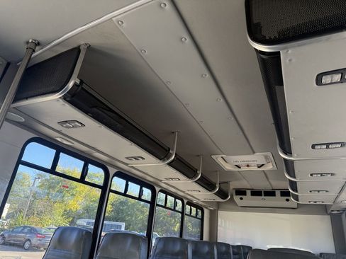 Used 2014 Ford E-450 and Econoline 450 Super Duty w/ Shuttle Bus Prep Package image 12