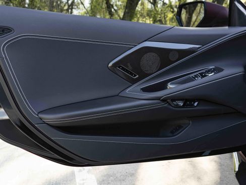 Used 2025 Chevrolet Corvette Stingray Preferred Cpe w/ 2LT image 58