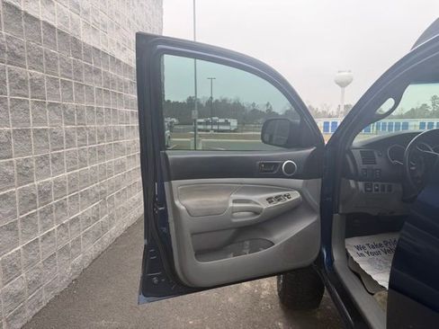 Used 2008 Toyota Tacoma 4x4 Double Cab image 16