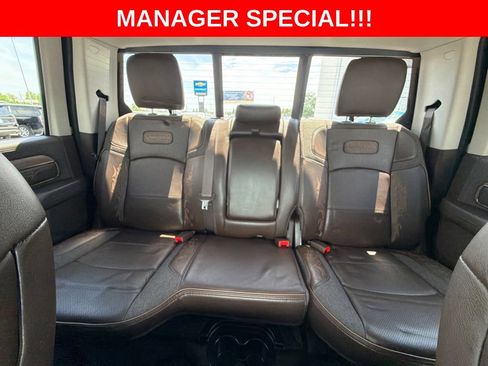 Used 2025 RAM 2500 Limited AWD/4WD image 38
