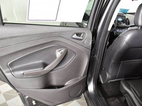 Used 2018 Ford Escape Titanium w/ Ford Safe & Smart Package AWD/4WD image 46