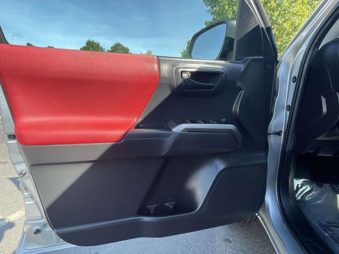 Used 2023 Toyota Tacoma SR5 RWD image 20