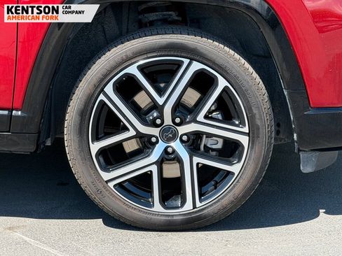 Used 2025 Jeep Compass Limited w/ Elite Group AWD/4WD image 12