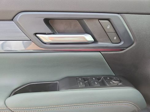 New 2026 GMC Terrain AT4 image 17