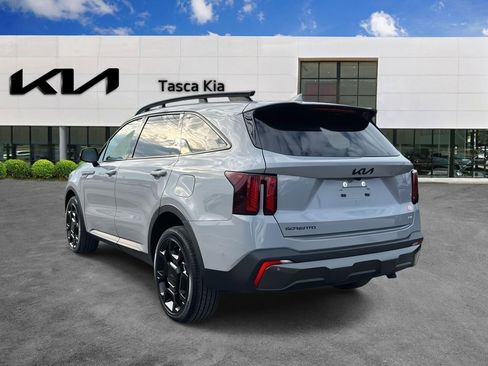 Used 2025 Kia Sorento SX image 5